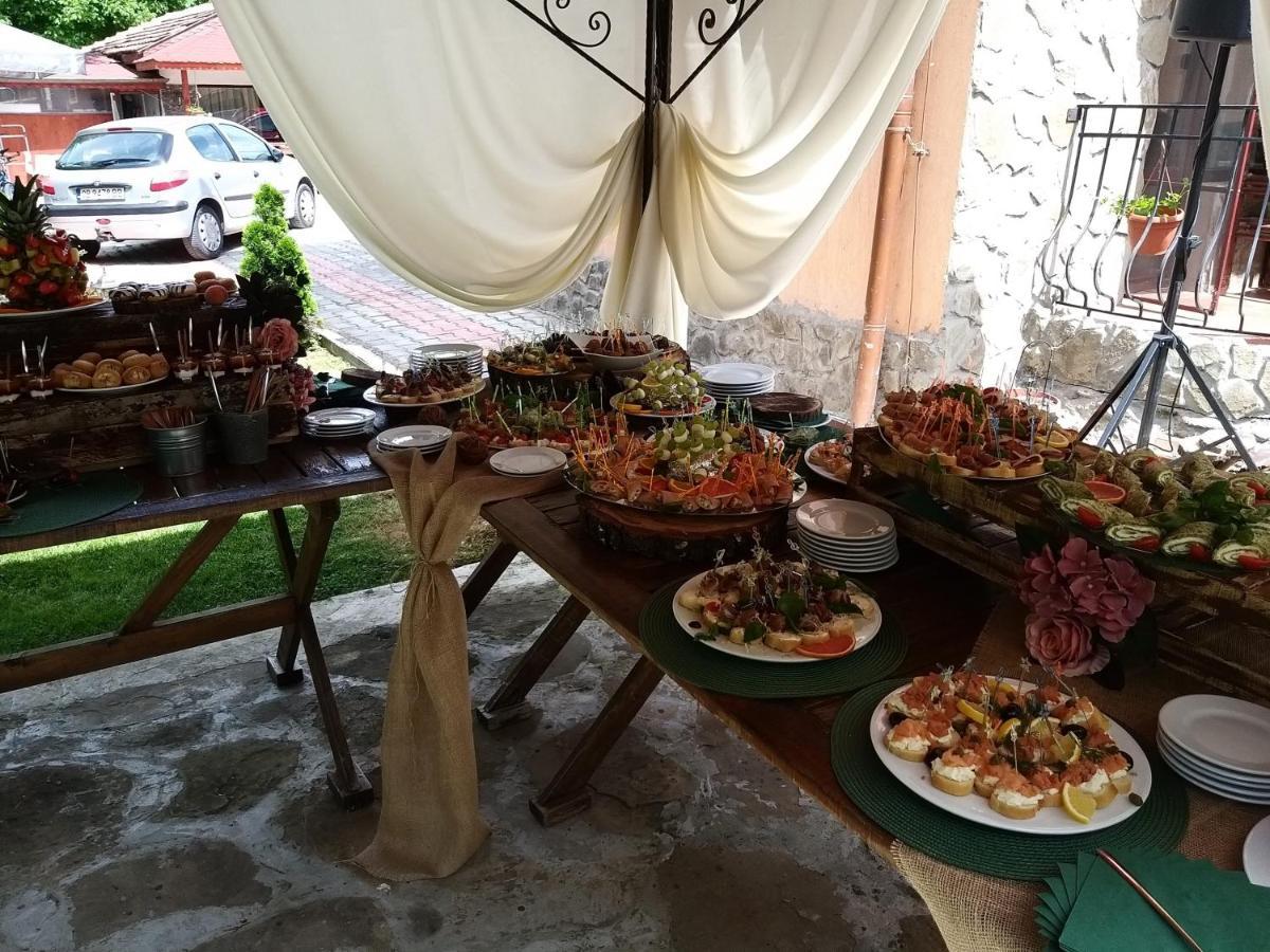 Къща За Гости "Там Край Реката " Slivek Εξωτερικό φωτογραφία